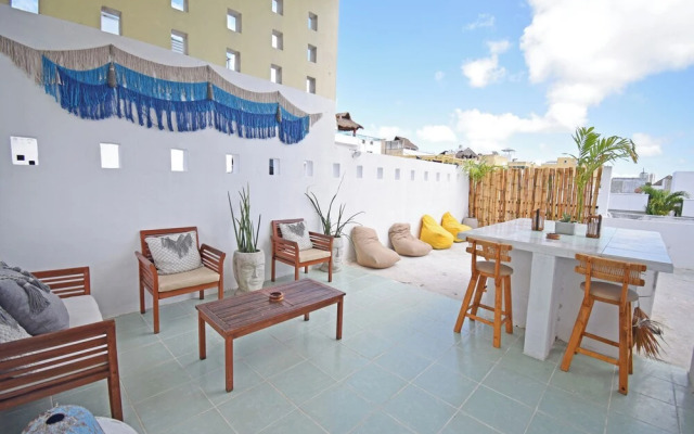 Casa Equinox Cancun