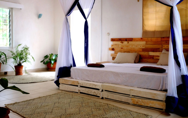 Salty's Kitesurf Village