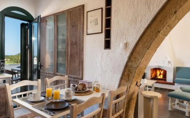 Traditional Sea Side Cottage