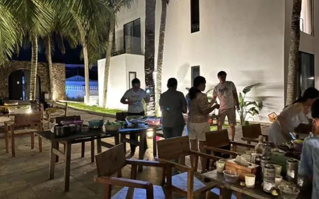 Floral Hotel·Wenchang Yunjuanyunshu Seascape  Hotel