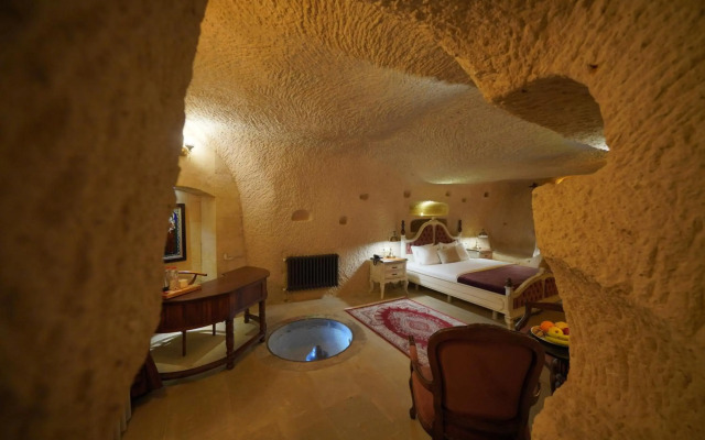 Maya Cave Hotel