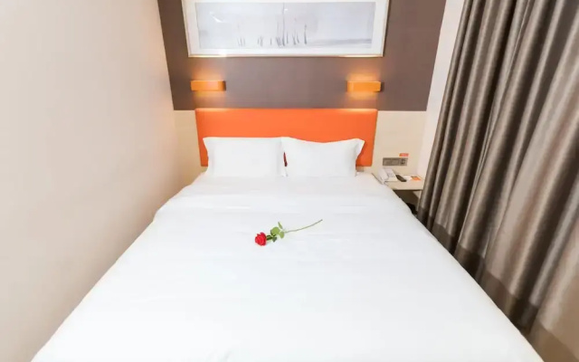 7 Days Premium Hotel