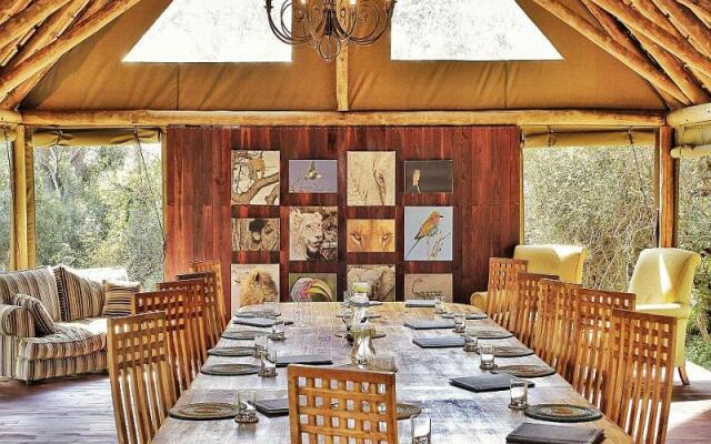 Kambaku Safari Lodge