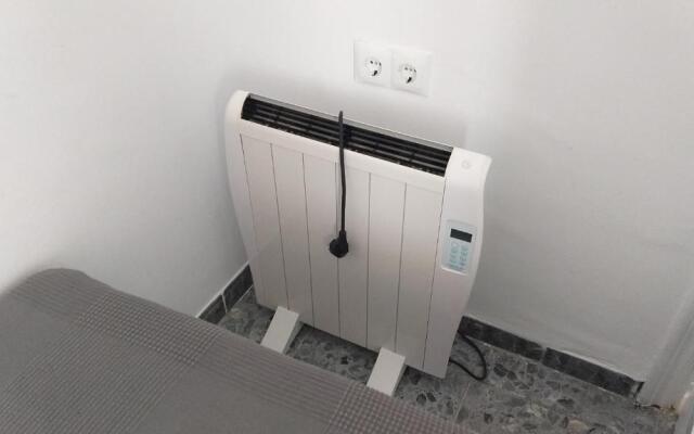 C&B LOLA H4 - Habitación privada - Aire acondicionado - Baños compartidos