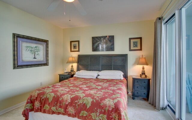 Gulfport Condo With Views: Walk to Beach