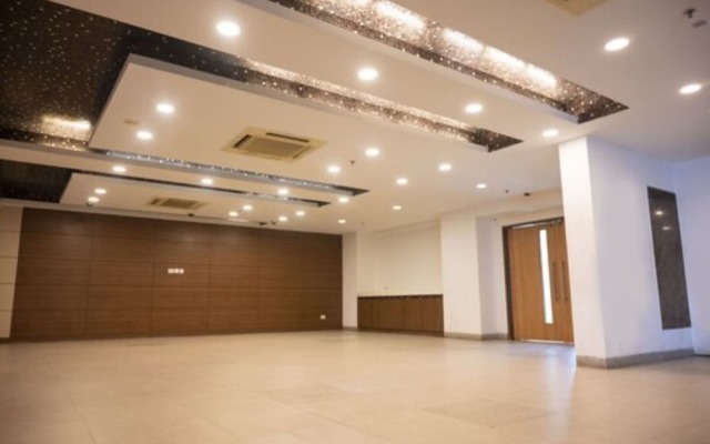 Goroomgo Indeedcare Hotel & Resorts Kolkata