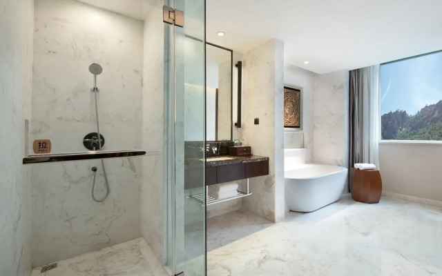 Crowne Plaza Yading by IHG