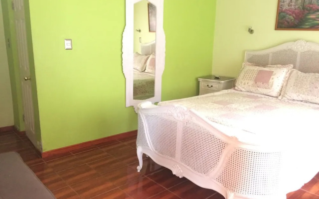 Hotel Casa del Profesor