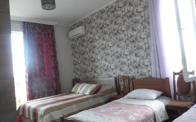 House Agmashenebeli St 1 Line 4