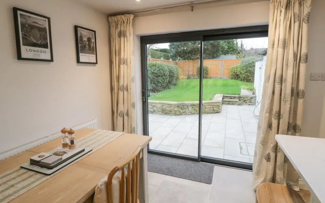 Dazie Cottage