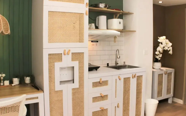 Minimalist Design Studio At Meikarta Apartment