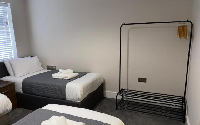 Roomotel - Sir Robert Peel Court