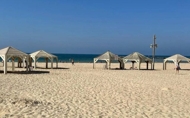 Best Apartment TEL AVIV CENTER 50Meters from the beach/PARKING