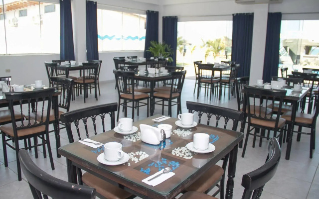 Nauti-K Beach Hotel