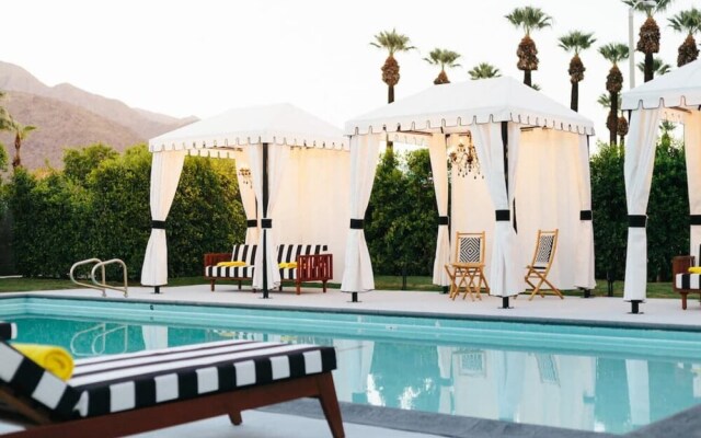 Hotel El Cid by Avantstay 16 OCC Full Hotel Buyout in Palm Springs w/ Pool!