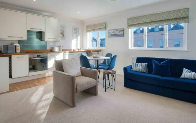 The Nook North Beach - 1 Bedroom Apartment - Tenby