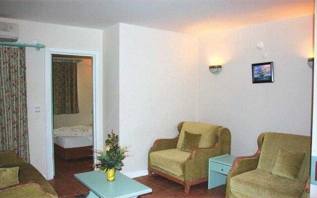 Esra Hotel & Family Suite