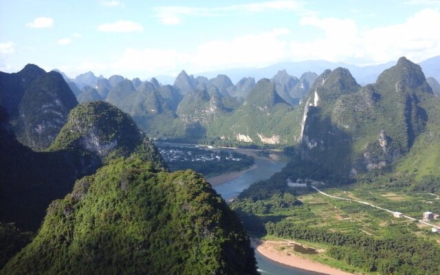 Yangshuo Dahuwai Camps Hotel