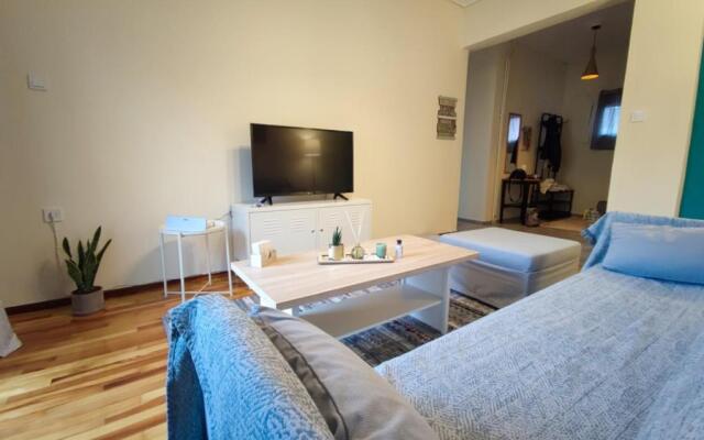 Wood & White apartment in historic center with 2 bedrooms