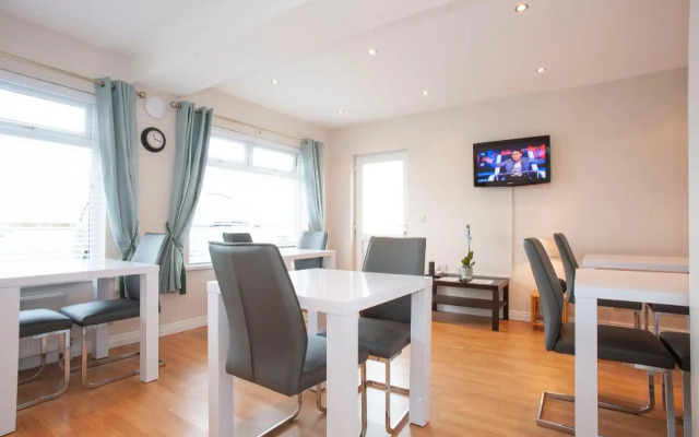 Causeway B & B