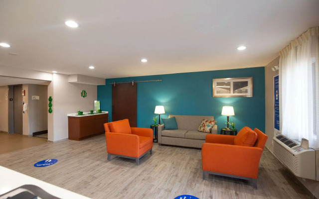Quality Inn & Suites Hammond Near I-8090