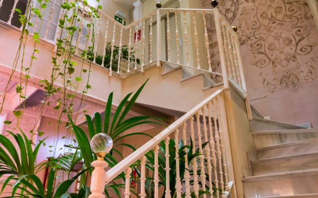 The Town House - Adults Only