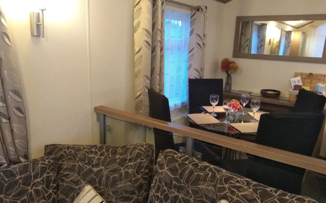 Lovely 3-bed Lodge in Towyn Near Rhyl