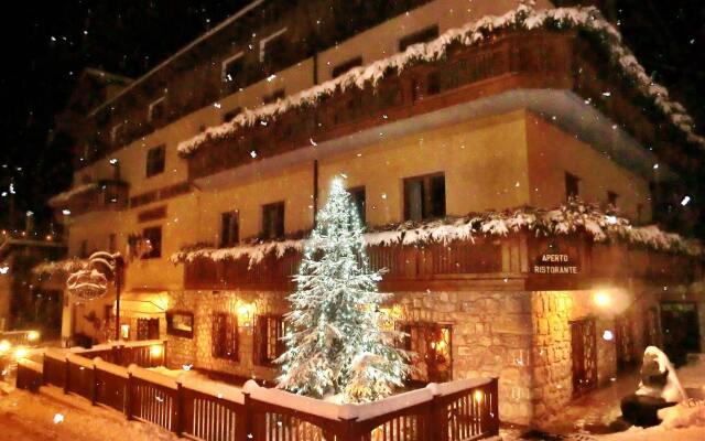 Hotel Ristorante La Sponda