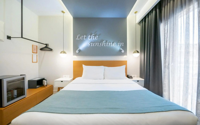 Golden Star City Resort