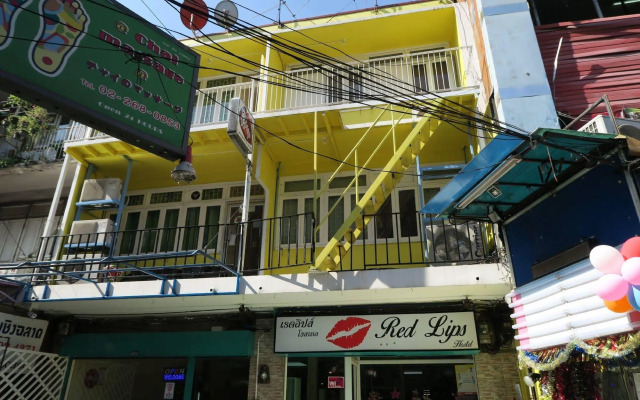 Red Lips Hostel