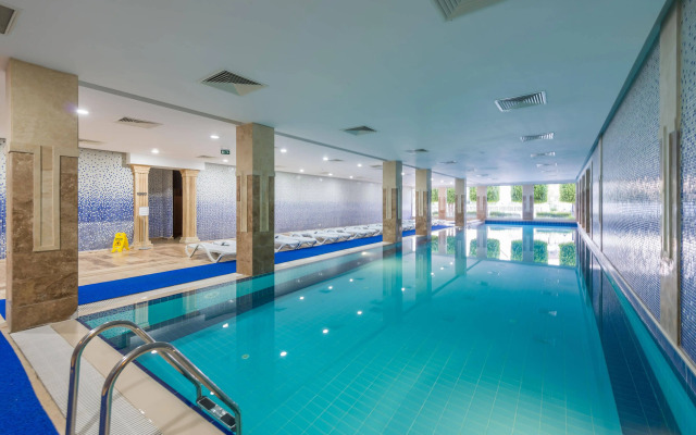 Royal Atlantis Spa & Resort