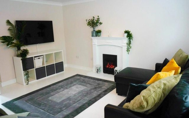 New Build Dickins Heath
