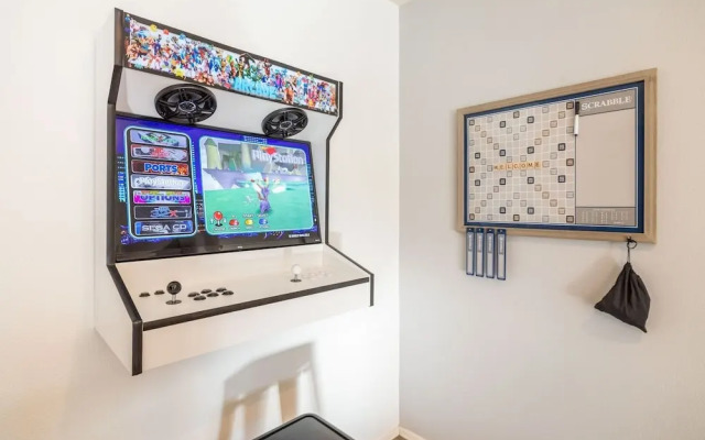 Tempe Vaughn 3 Bedroom Home by RedAwning