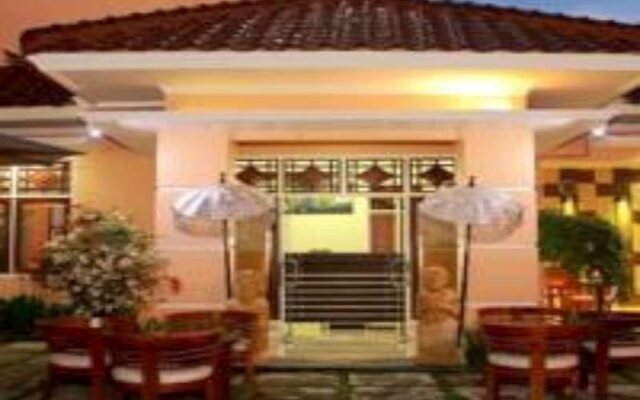 Adi Sankara Hotel