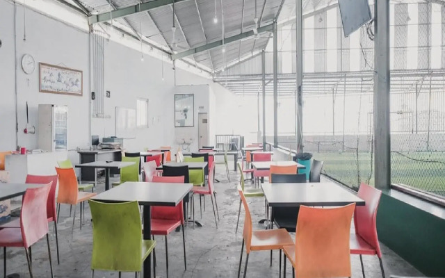 RedDoorz near Tugu Pers Jambi