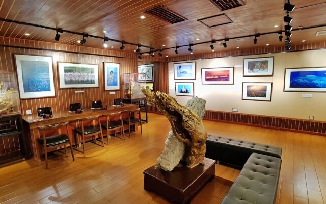 Yangshuo Li River Gallery Lodge