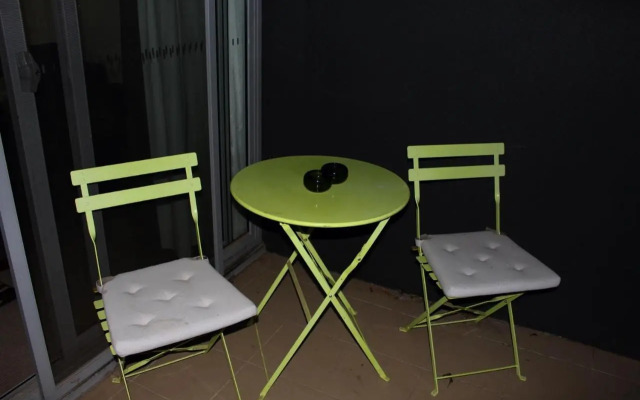 Tranquil, Relaxing Forrest Style Apartment - Braddon CBD