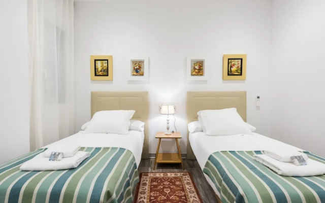 Puerta Del Sol City CenterIV