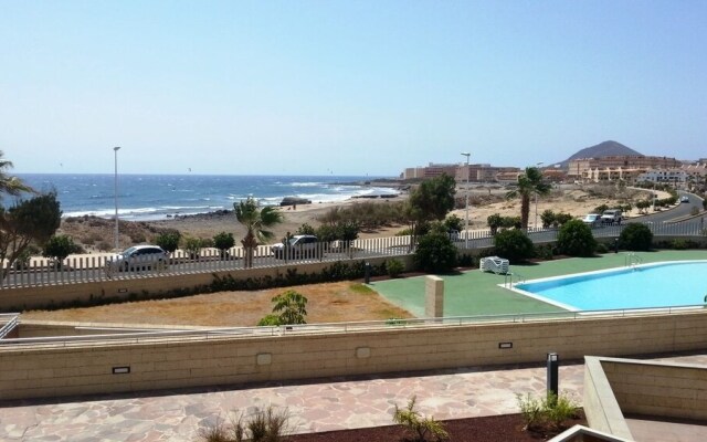 Bajo F. Médano. Playa Jaquita. Piscina