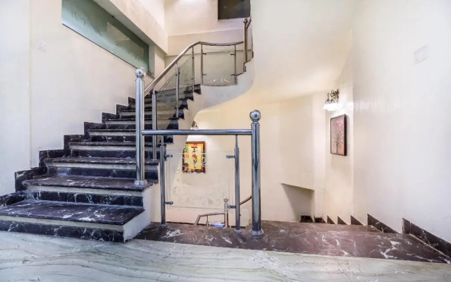 Hotel Ambrosia by OYO Rooms