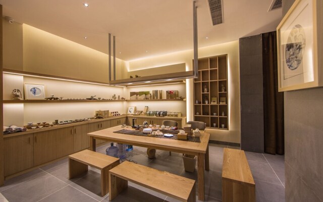 Wuyishan Ancient Street No.3 Tea Inn