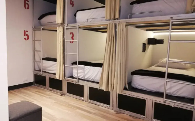 Billy Box - Hostel