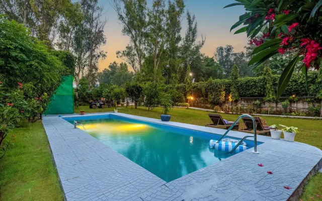 Alaya Stays 3 BHK with Pvt Pool-Daffodil