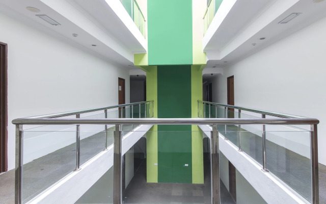 Oyo 327 Buddys Hotel