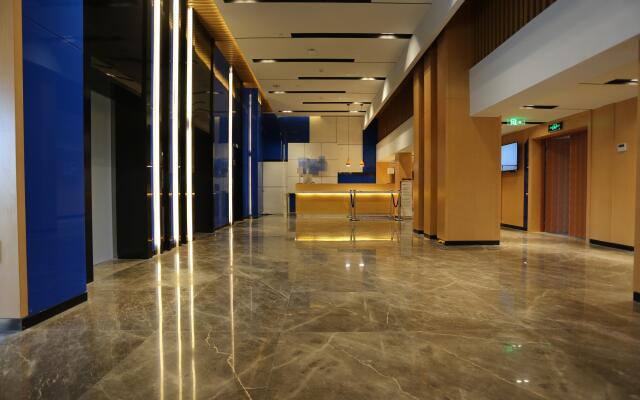 Holiday Inn Express Wuhan Optical Valley, an IHG Hotel