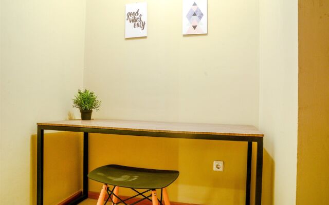 3 Bedrooms Plus Apartment Grand Palace by Travelio