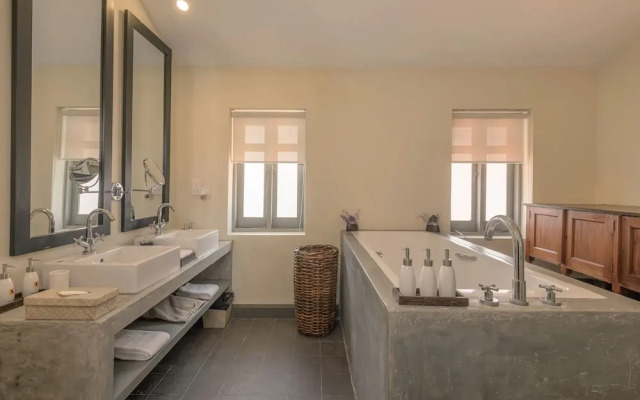 The Villa Bentota by KK Collection
