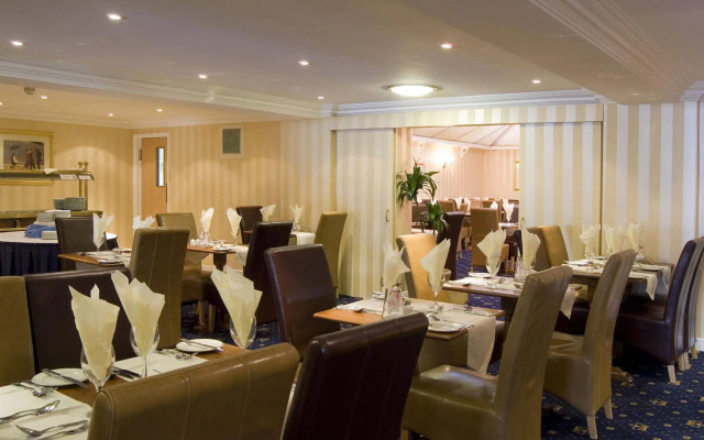 Queens Hotel