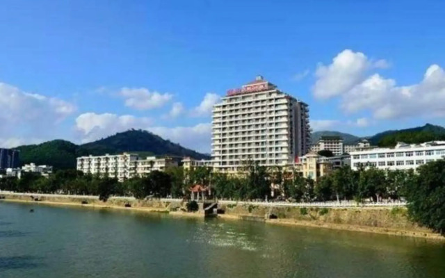 Zhujiang Crystal Hotel