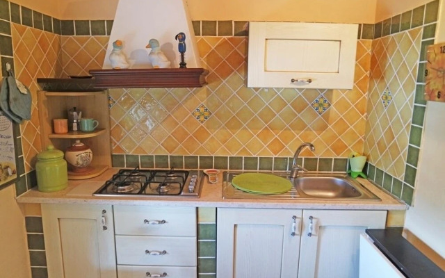 Emanuele Apartments